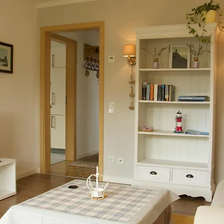 Suedpol - Helle Stilvolle Wohnung, Privater Balkon - Zentral In Hafennaehe Mit Highspeed Wlan